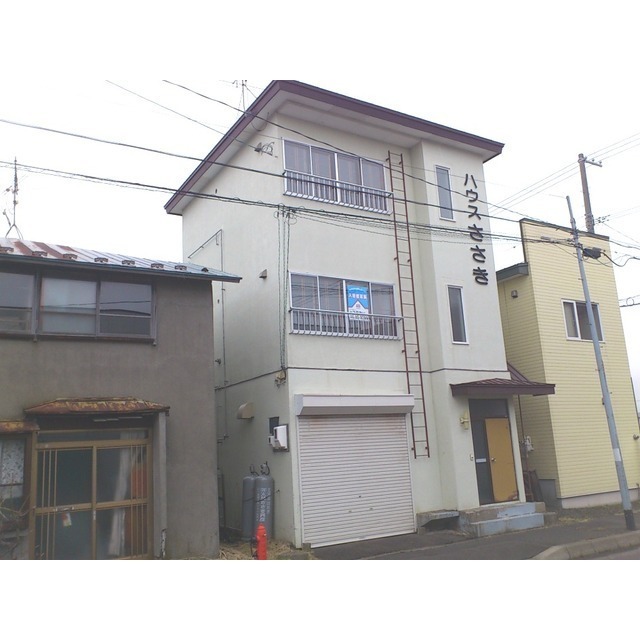 ハウスささき/2Fの外観写真