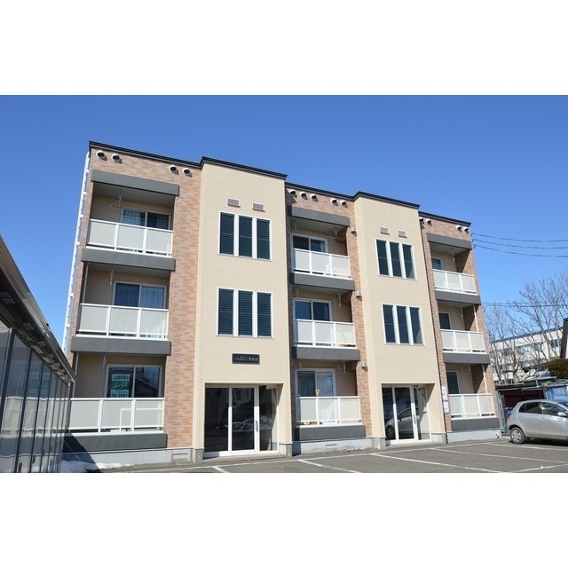 セレーノ壱番館/101の外観写真